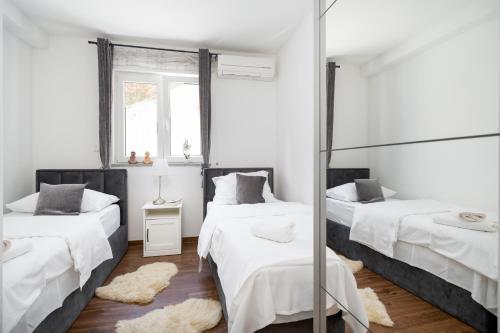 Klara's Seaview Apartment