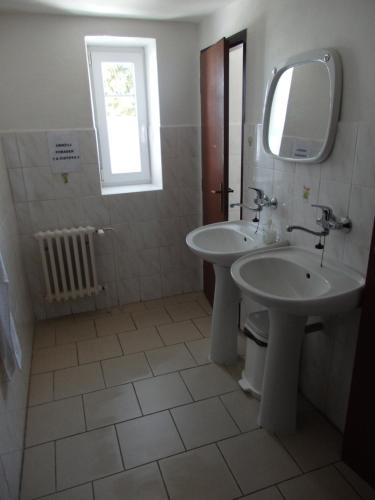 Ein Badezimmer in der Unterkunft chata Karolínka