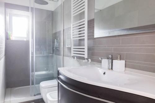 2BR modern silent apartment in Porta Pia