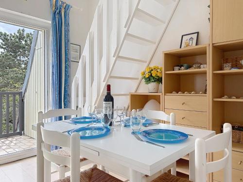 Cocon d'Houlgate - Logement à 500m de la plage avec son balcon vue sur le jardin, 4 couchages, wifi gratuite