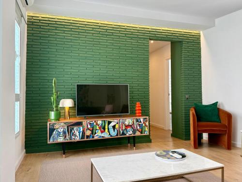 Green velvet by Cromía - City center and Parking