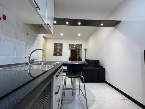 PAOLI4 Old Milan Soul in the Navigli by Hospity