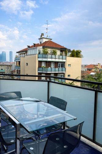 PRESTIGE HOUSE - Free Parking - San Siro & Duomo