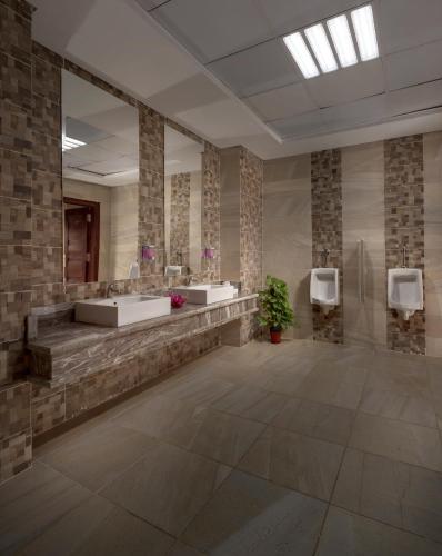 Koupelna v ubytování Mazar Resort & Spa By Kemet