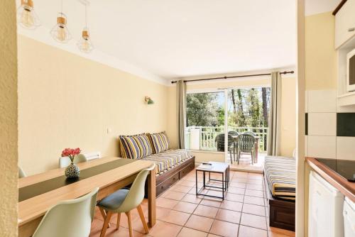 Le Domaine du Golf de Pinsolle - maeva Home - Appartement 2 pièces 5 personnes - Confort MAE-7574