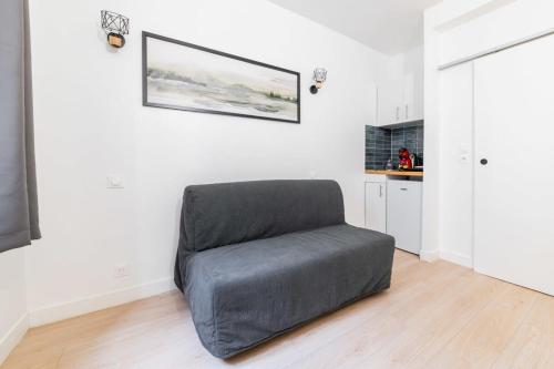 Studio sacre coeur metro anvers - Paris 9 -2P