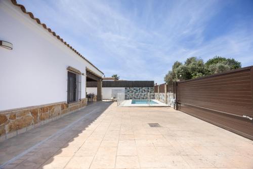 Villa la Dehesa. Solo familias.