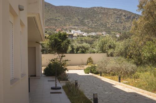 Eukalyptos 3BD apartment with yard in Chersonisos
