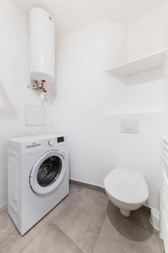 Studio agreable et bien placee - Paris 18 - 2P