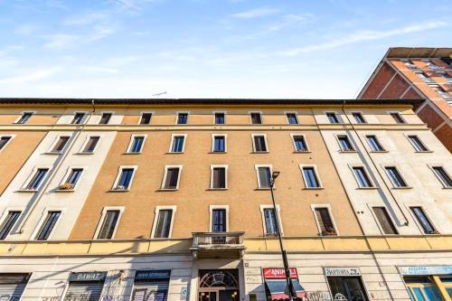 Monthly rent Loft Sempione WiFi 20 min to Duomo