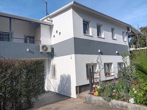 Apartman Sara