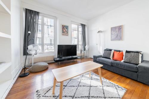 Appartement Paisible Proximite des Halle - 4P