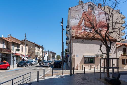 Studio Centre Cannes la bocca - 5 min des plages - WIFI Clim