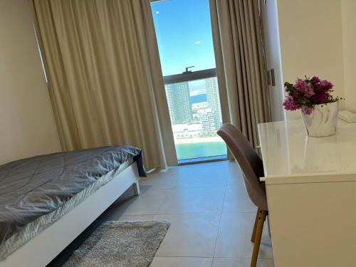 Cozy Room for Males In Abu Dhabi Reem island Near to Galleria Mall