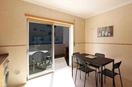 T2-Neville's House D