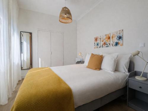 Private Parking 2BR Ensuite 3 Baths 5 min Metro