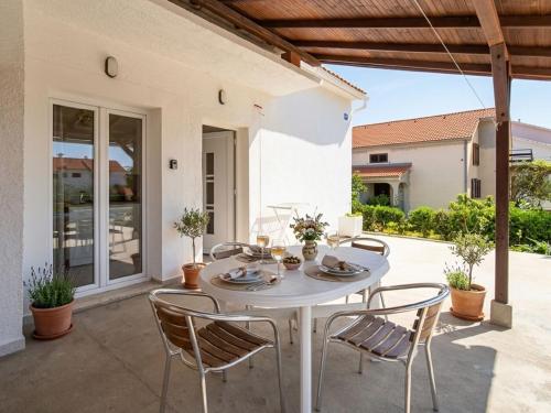 Holiday Home Sanja by Interhome