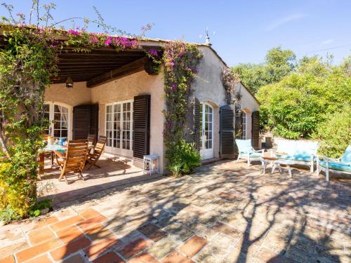 Holiday Home Les Boissines by Interhome