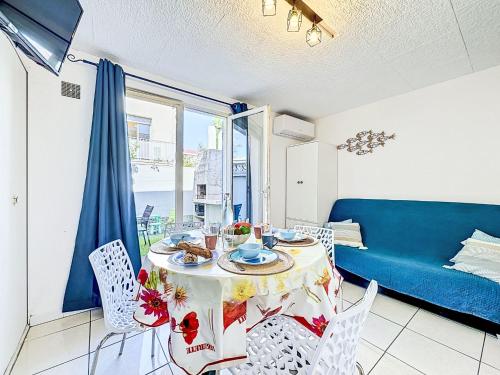 Apartment Les Amphores by Interhome
