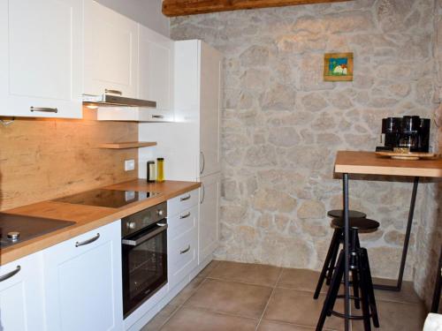 Holiday Home Ive by Interhome