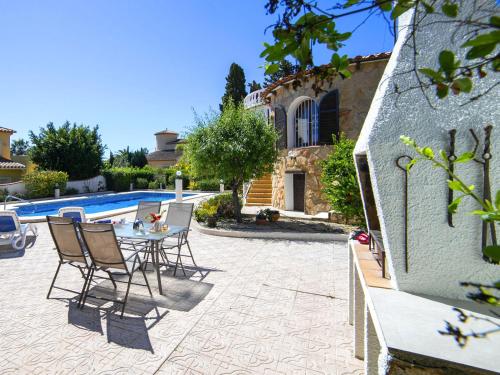 Holiday Home Serena by Interhome