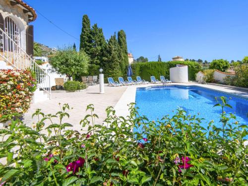 Holiday Home Serena by Interhome