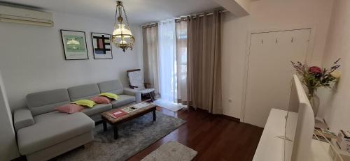 A2 Apartment FANI KANUN