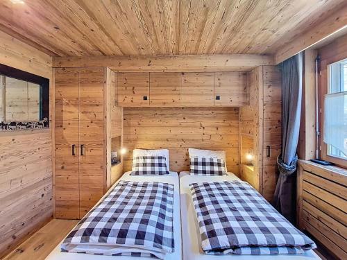 Apartment Les Violettes-4 by Interhome
