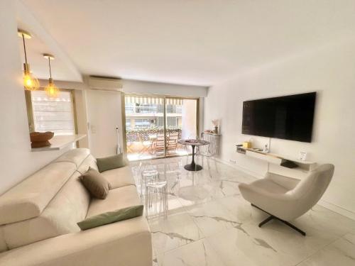 Riva apartment in the city center by Welcome to Cannes