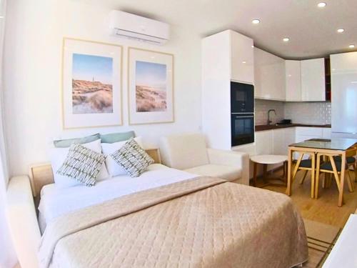 Timeless Sea IV - Apartment
