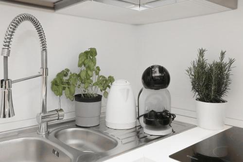 Self check-in - 2 Bedrooms - Metro - 1000 Mbps