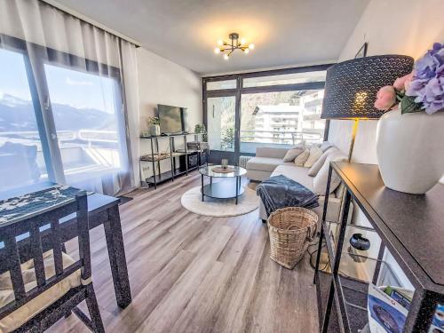 Apartment Iris by Interhome
