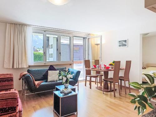 Apartment Holiday Apt- T by Interhome