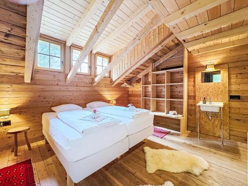 Chalet Chalet Kitzsteinhorn by Interhome