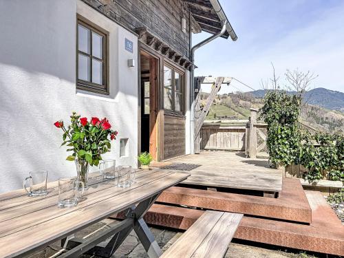 Chalet Chalet Kitzsteinhorn by Interhome