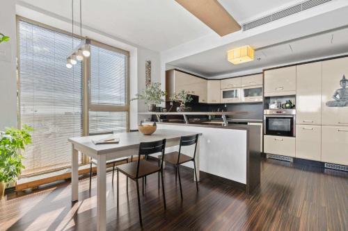 Vienna Gate Bright Family Apartment