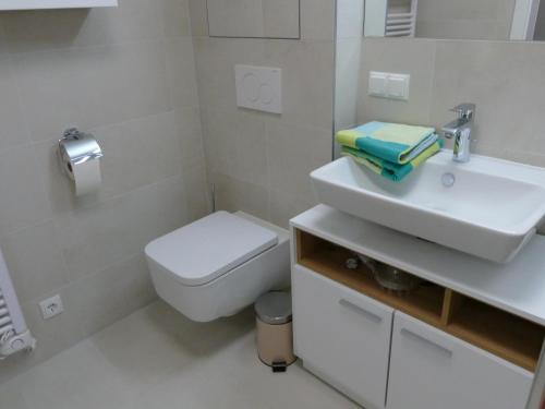 Longstay Stylish Modern Studio - U4, Naschmarkt area