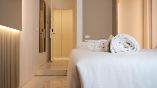 DUOMO HUB - Boutique Guest Rooms with Self Check-In