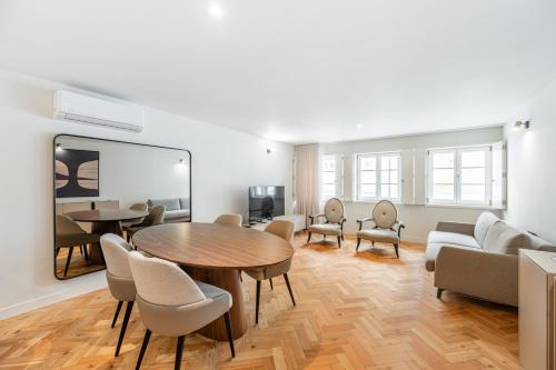 Luxury Duplex Apartment with terrace by Perpetual Relax