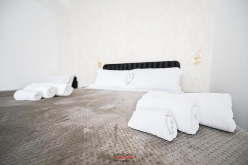 Newhouse CAVOUR Deluxe photo 77