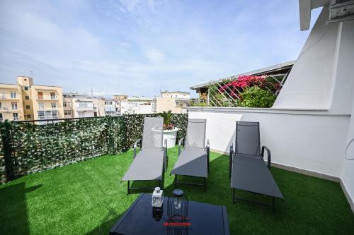 Newhouse CAVOUR Deluxe photo 93