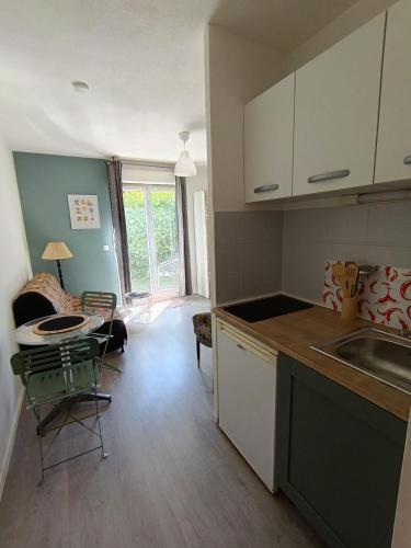 Studio with terrace and private parking space