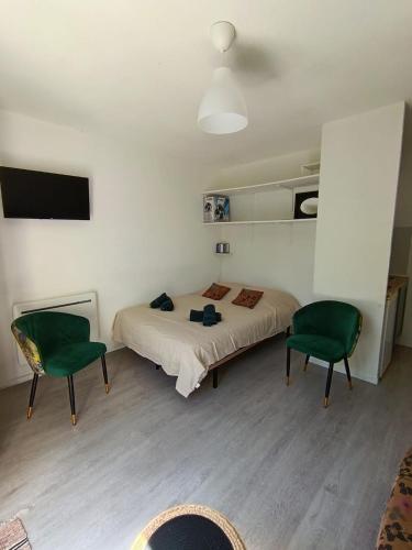 Studio with terrace and private parking space
