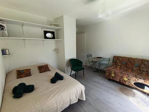 Studio with terrace and private parking space