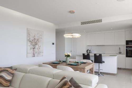 Exclusive Garden Suite in Higueron