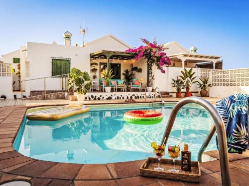 Holiday Home Holanda Tropic Superior con jacuzzi privado by Interhome
