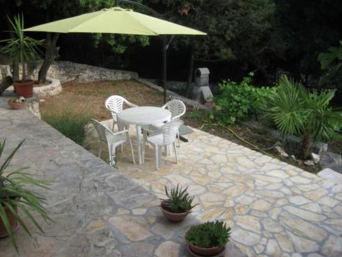 Holiday Home mit riesigem Garten by Interhome