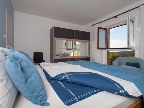 Holiday Home Villa Nicole für 10 Personen in Banjole by Interhome