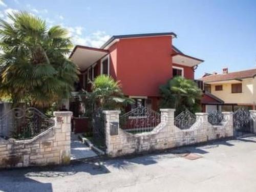 Apartment Große Ferienwohnung in Novigrad mit Schönem Garten by Interhome