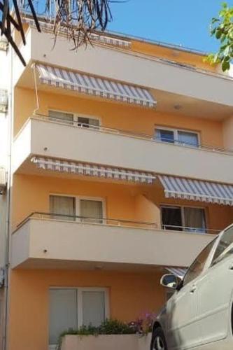 Apartment Ruhige Wohnung 100 Meter vom Strand entfernt by Interhome